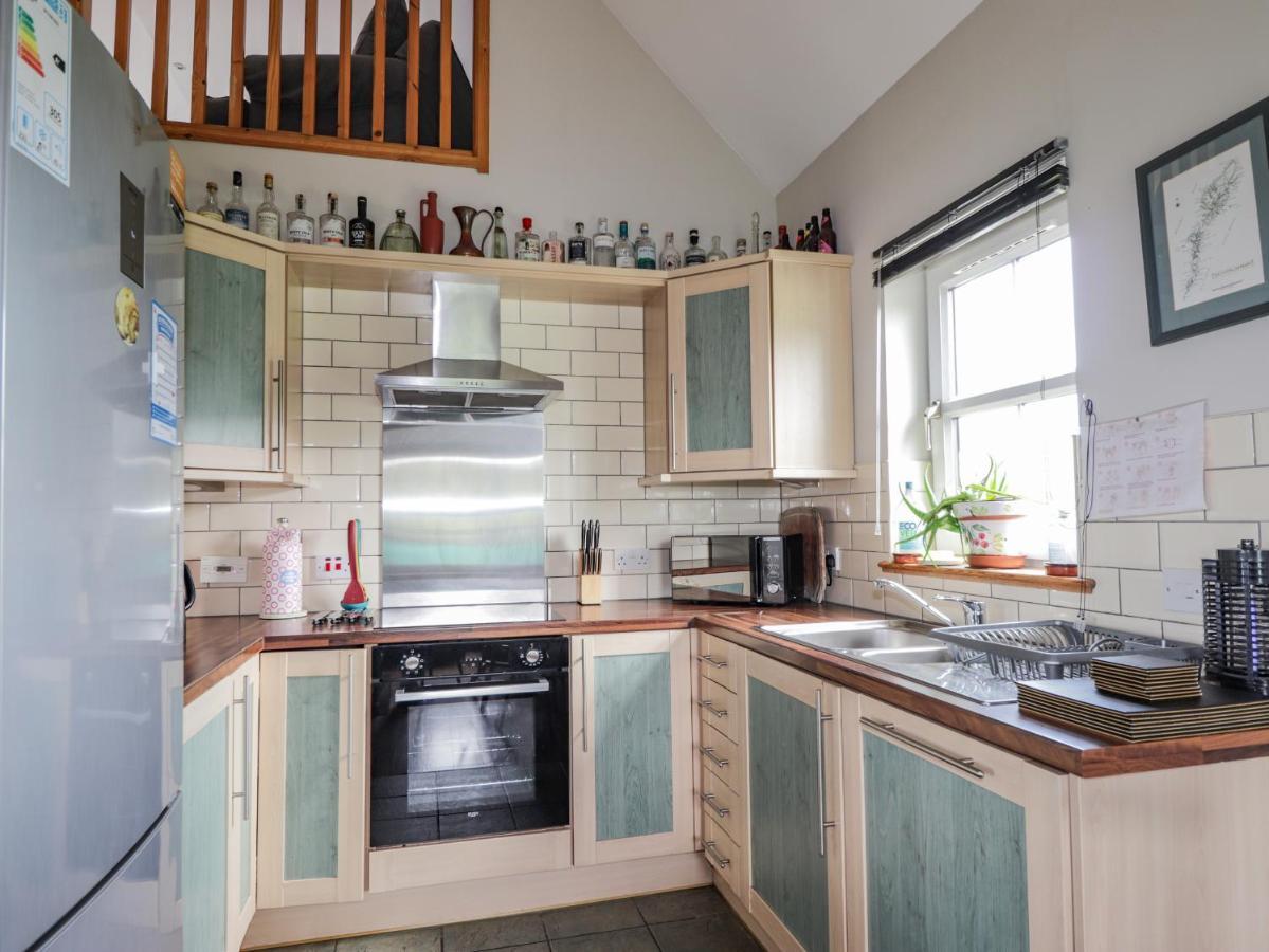 Kilmaluag Ridge End Cottage מראה חיצוני תמונה
